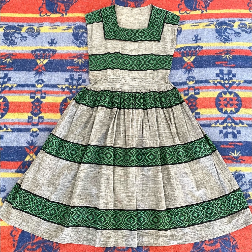 1940s - 1950s Mexican dress!